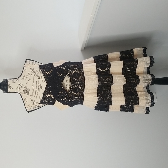Foxiedox black lace dress size XL Foxiedox black lace dress size XL